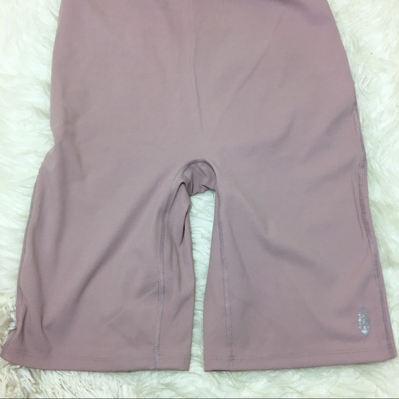 Free People Movement Glow One Piece Pink NWT $98 - Picture 3 of 6